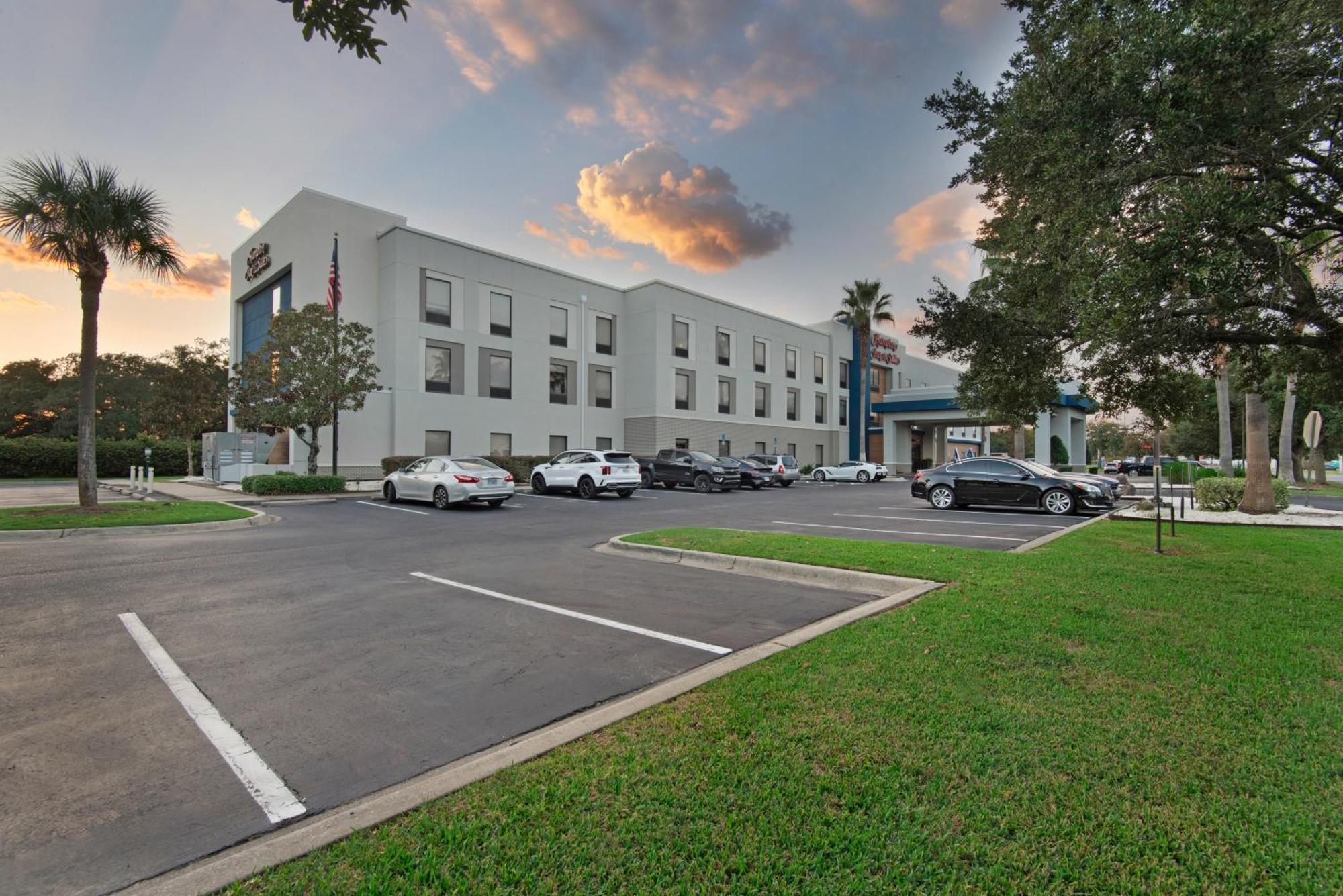 Hampton Inn & Suites Pensacola I-10 N At University Town Plaza Exteriér fotografie